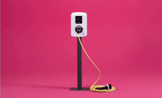 Laadpaal met stekker.