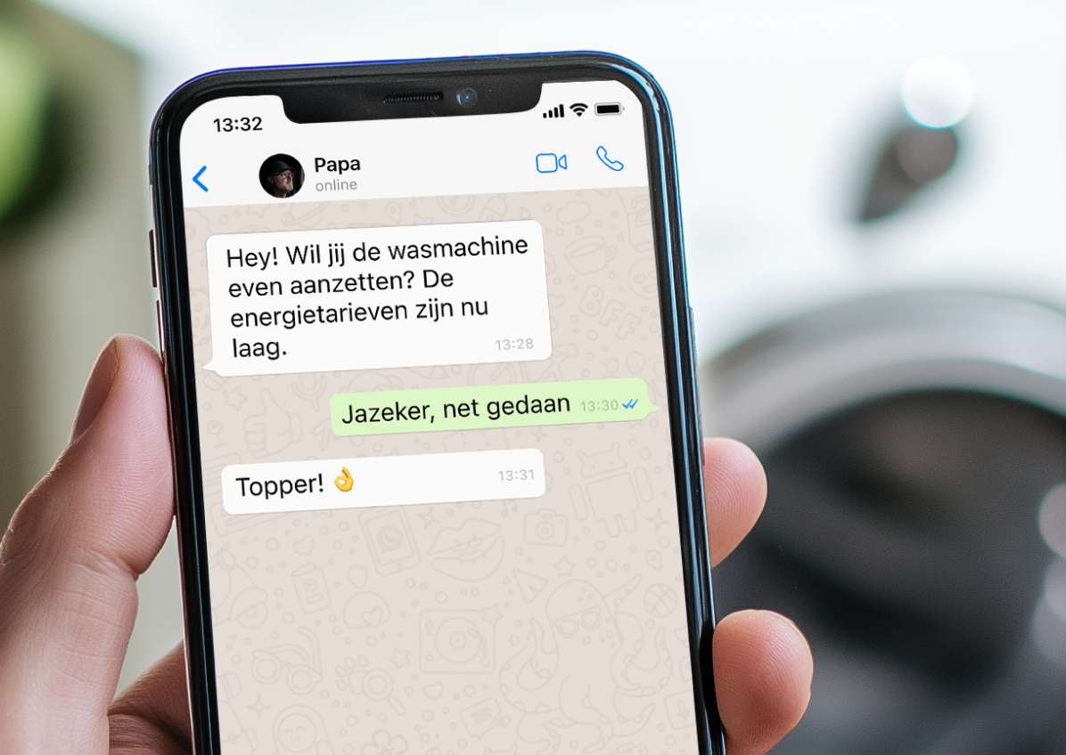 iPhone met overzicht Essent app