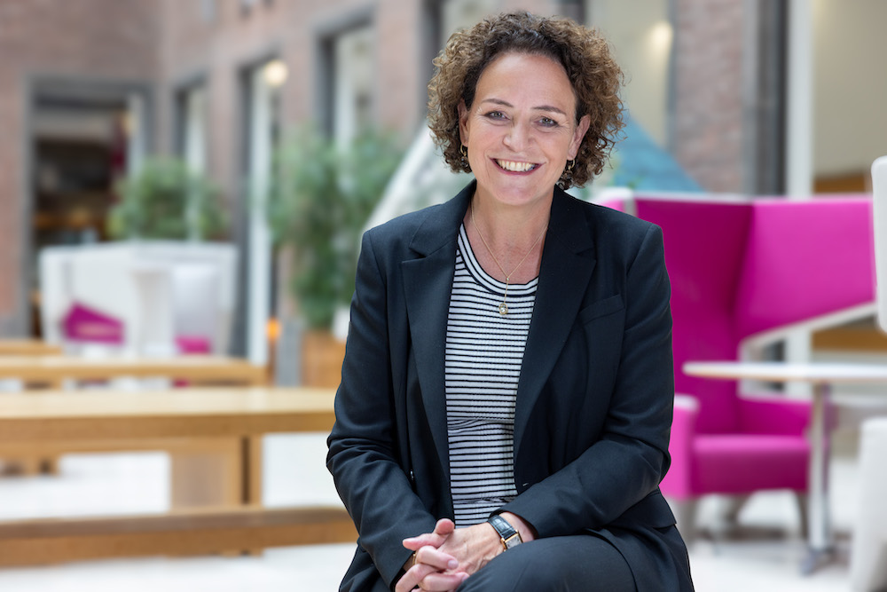 Resi Becker, CEO